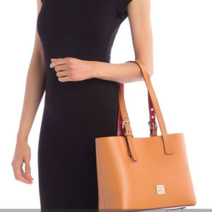 NWT!  Dooney and Bourke Hanna Leather Tote Bag